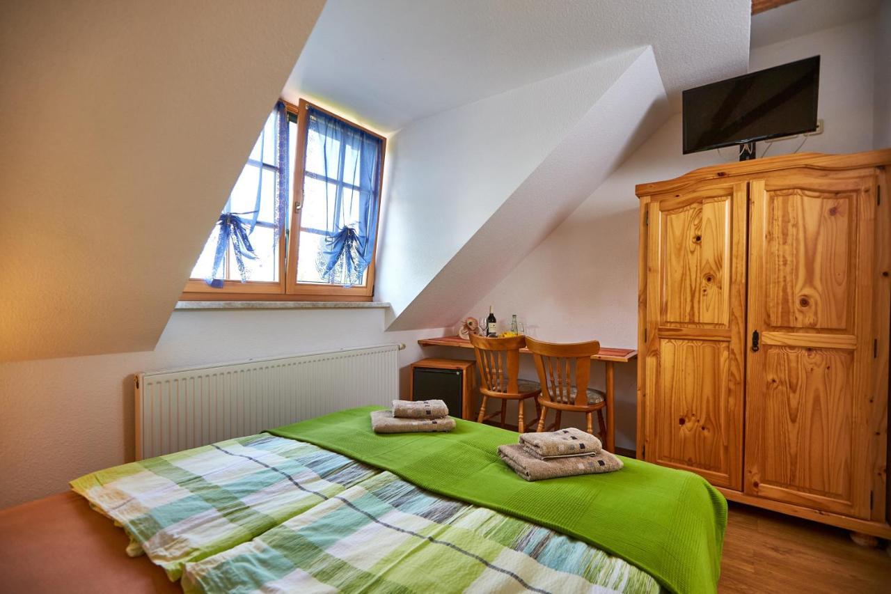 Fischerhof Crimmitschau Buitenkant foto
